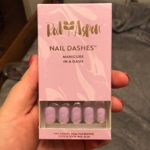 Red Aspen Nail Dash